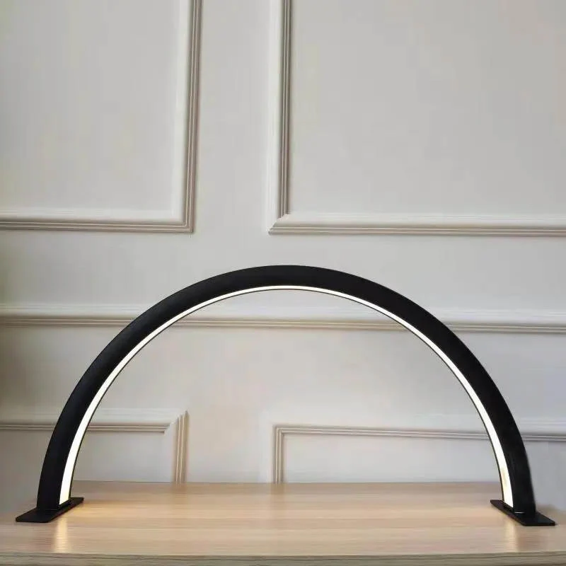 Pro Table Lamp - Image 4